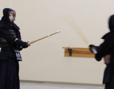 Guests kendo players from Houston come practice at Arkansas Kendo Club